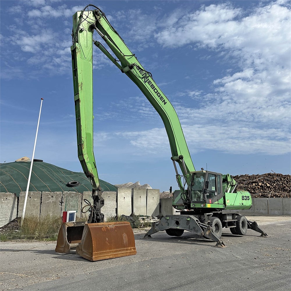 Sennebogen 835 M - (2003) - 44T - 9 500 h