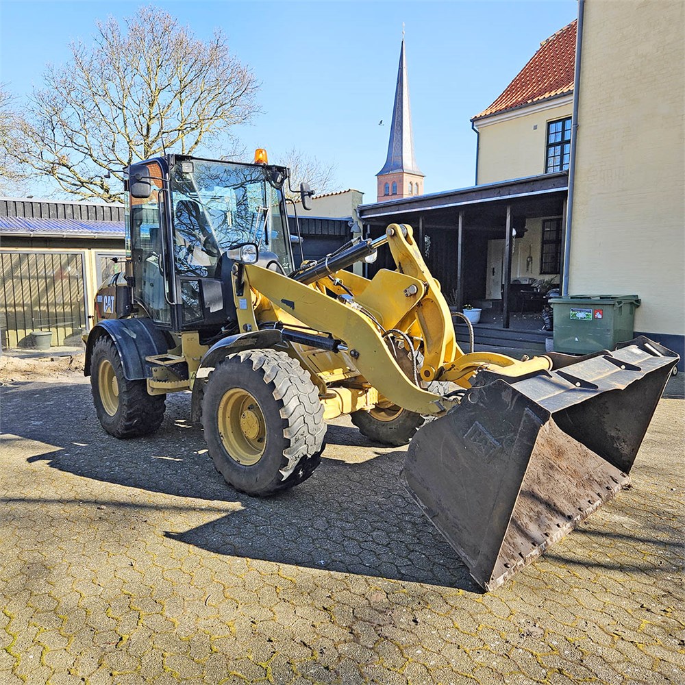 Caterpillar 908 H2 - (2015) - 6.4T - 3 103 h