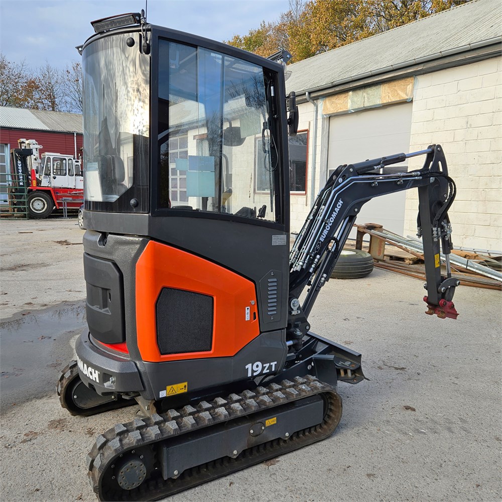 Eurocomach 19 ZT - (2023) - 1.8T - 7 h