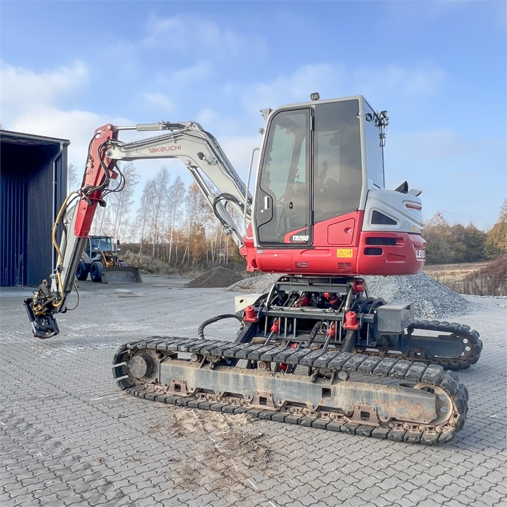 Takeuchi TB260 - (2018) - 5.8 T - 1 095 h