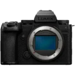 Panasonic Lumix DC-S5IIX + Lumix S 24–105 mm f/4 Macro OIS – Image 3