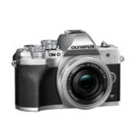 Olympus OM-D E-M10 Mark IV Silver + M.Zuiko Digital ED 14-42mm f/3.5-5.6 EZ – Image 4