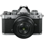 Nikon Z fc Silver/Black + NIKKOR Z 28 mm f/2,8 Special Edition – Image 3