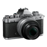 Nikon Z fc Silver/Black + NIKKOR Z DX 16-50mm f/3,5-6,3 VR SE + NIKKOR Z DX 50-250mm f/4,5-6,3 VR – Image 5