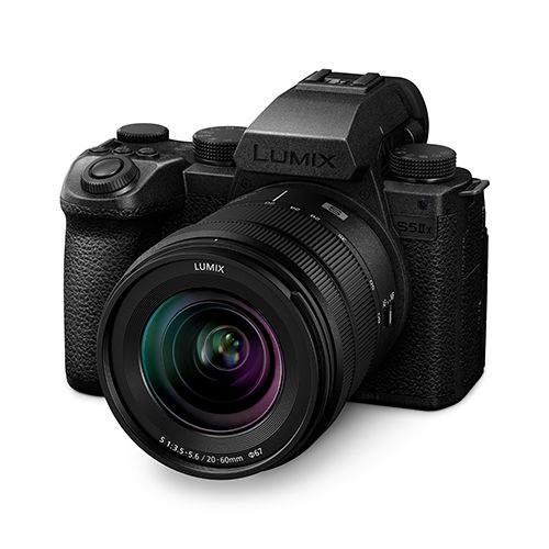 50252329518572 Panasonic Lumix DC-S5IIX + Panasonic Lumix S 20-60mm f/3.5-5.6 – Image 1