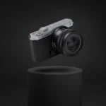 Panasonic Lumix DC-S9 (Silver/Black) + Lumix S 18–40 mm f/4,5–6,3 – Image 4