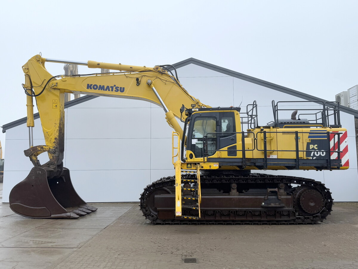 Komatsu PC700LC-8EO - (2015) - 70T - 15518 h